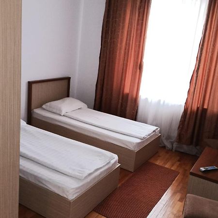 Hotel Posada Râmnicu Vâlcea Exterior foto
